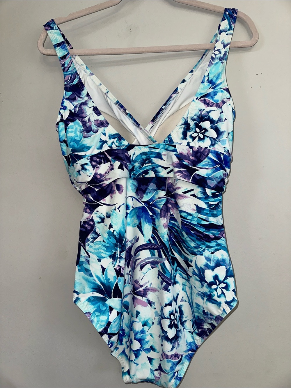 Tommy Bahama Island Sculpt V-neck Blue & Purple Floral One-Piece Swimsuit🩱Sz 10 - Picture 15 of 15